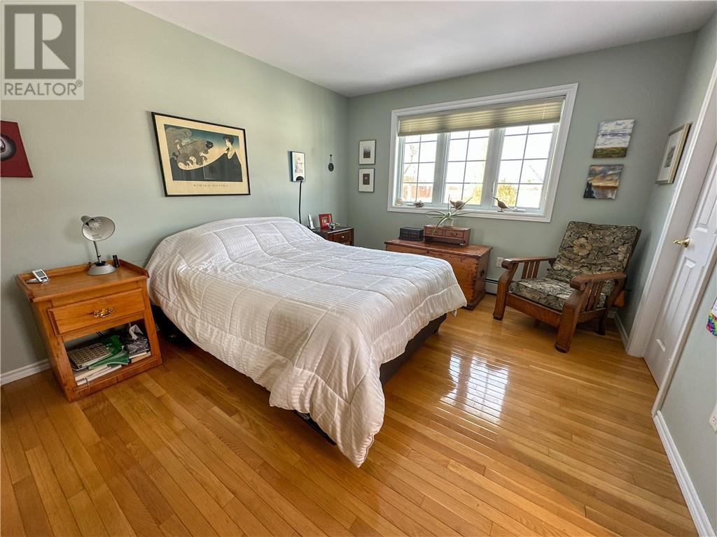 












78 Meredith Street W

,
Little Current,




Ontario
P0P1K0

