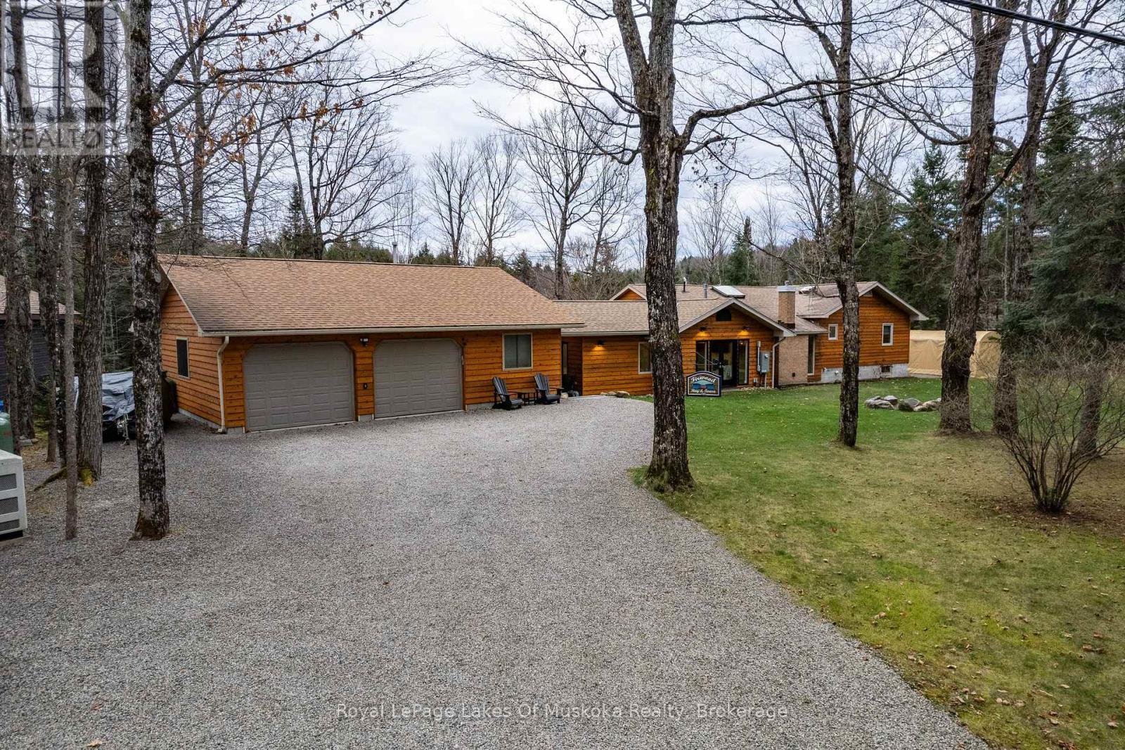 












1319 WOLF CIRCLE

,
Algonquin Highlands (Sherborne),




Ontario
P0A1E0

