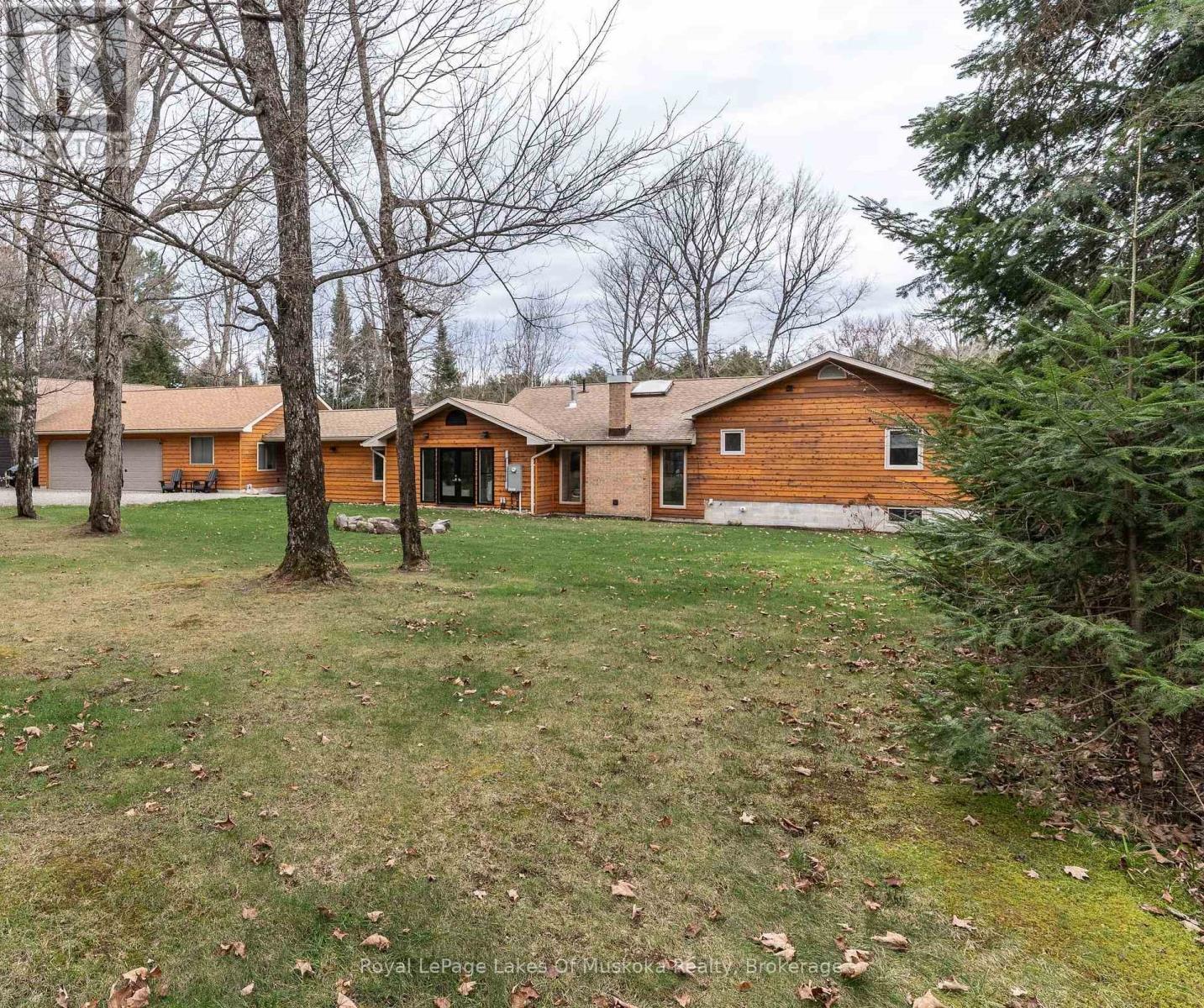 












1319 WOLF CIRCLE

,
Algonquin Highlands (Sherborne),




Ontario
P0A1E0

