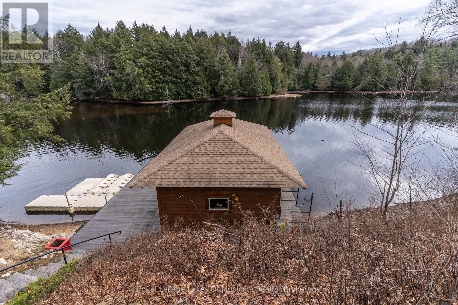 












1319 WOLF CIRCLE

,
Algonquin Highlands (Sherborne),




Ontario
P0A1E0

