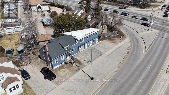 












2060-2084 CASSELLS STREET

,
North Bay (Central),




Ontario
P1B4E2


