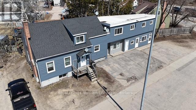 












2060-2084 CASSELLS STREET

,
North Bay (Central),




Ontario
P1B4E2

