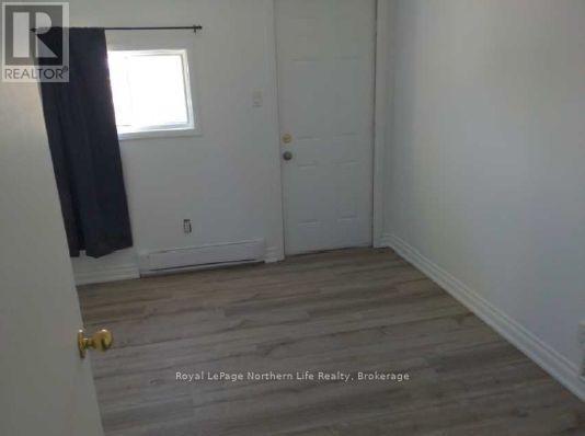 












2060-2084 CASSELLS STREET

,
North Bay (Central),




Ontario
P1B4E2

