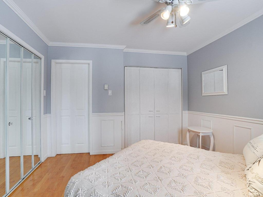 









162


Rue du Sacré-Coeur

,
Charlemagne,




QC
J5Z1X3


