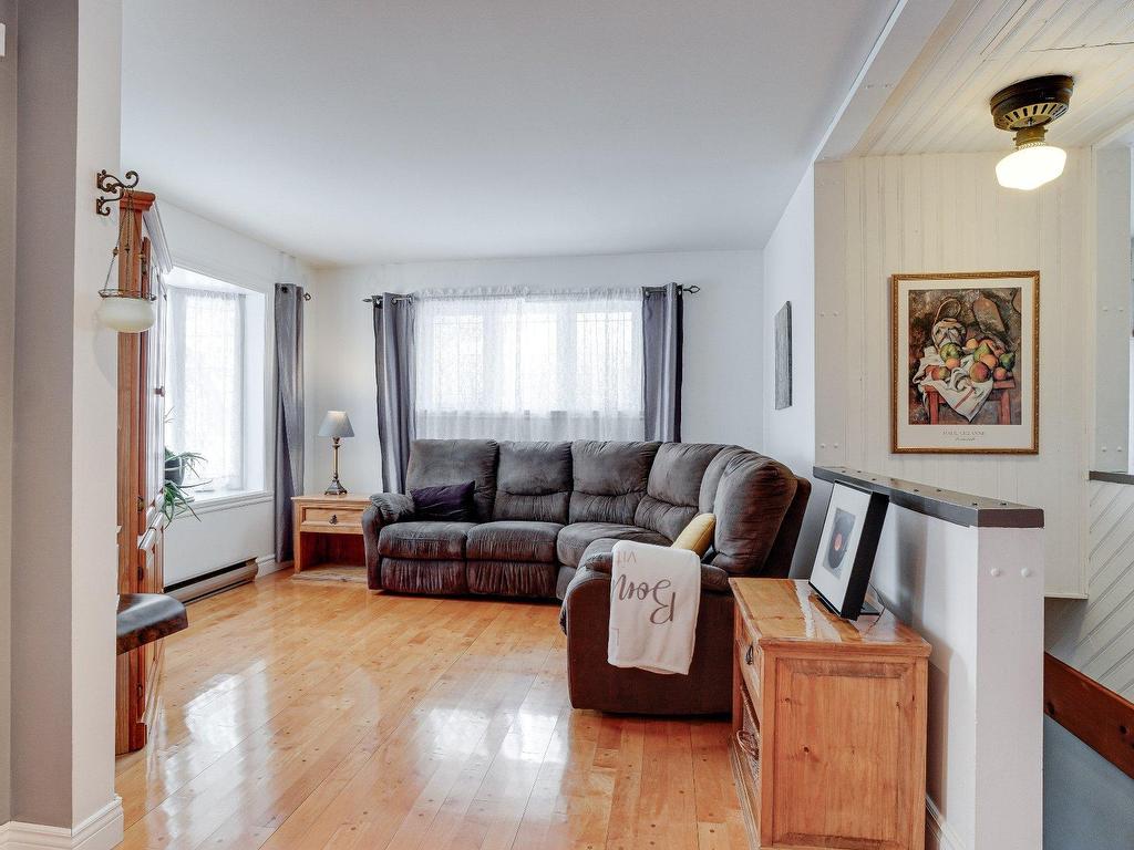 









162


Rue du Sacré-Coeur

,
Charlemagne,




QC
J5Z1X3

