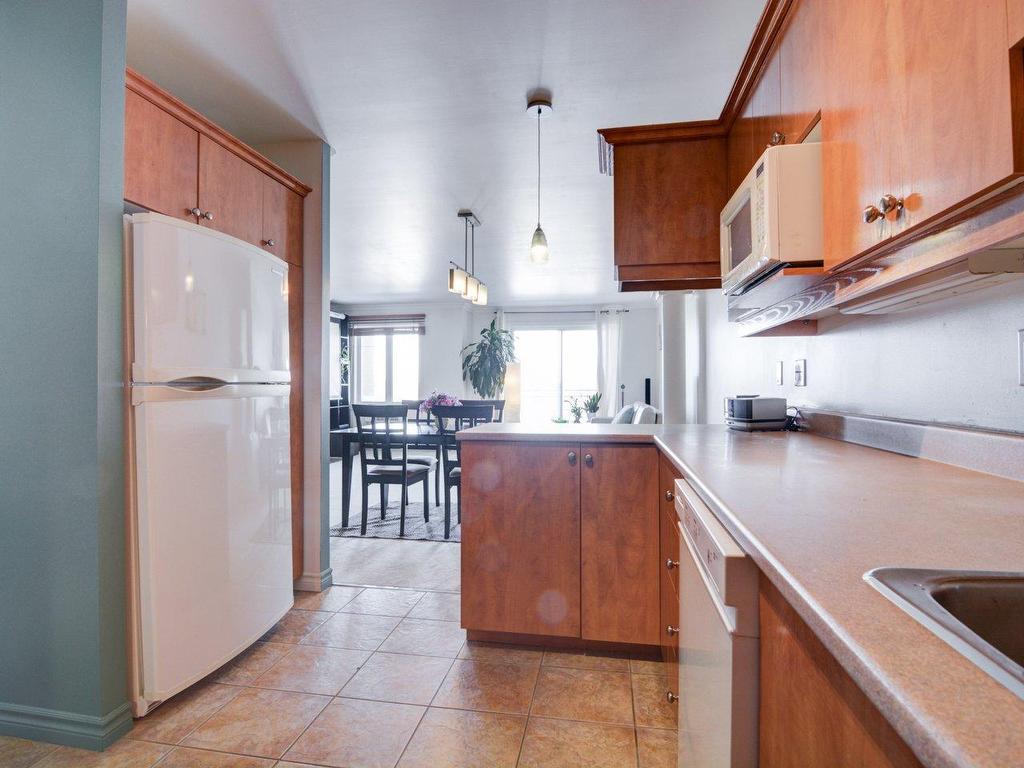 









6535


Boul. Chevrier

, 401,
Brossard,




QC
J4Z3T9

