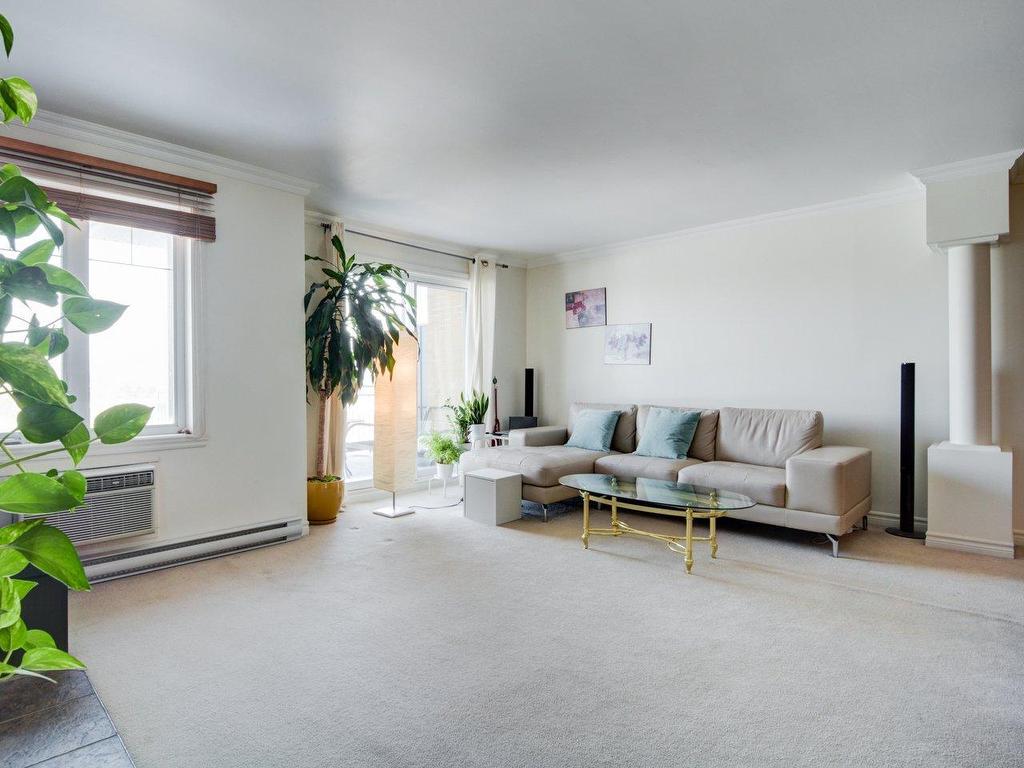 









6535


Boul. Chevrier

, 401,
Brossard,




QC
J4Z3T9


