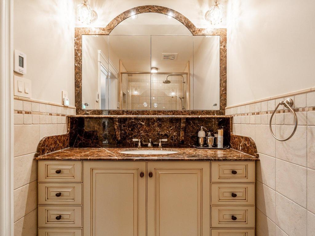 









105


Rue Chauveau

,
Repentigny (Repentigny),




QC
J6A5C5

