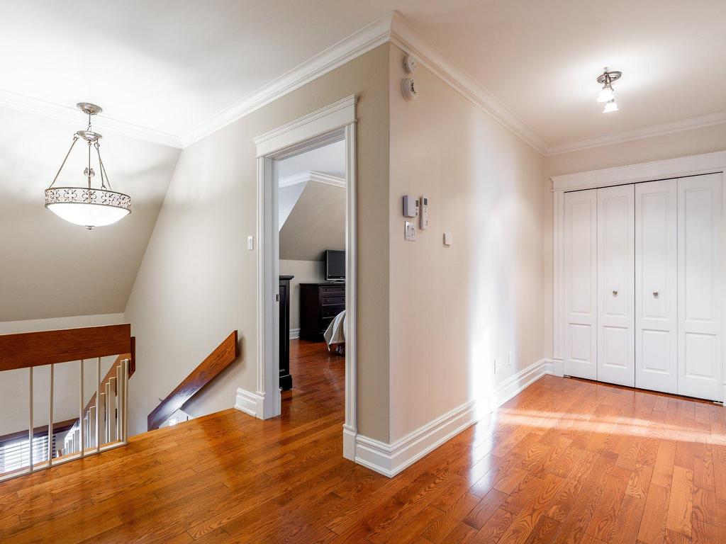 









105


Rue Chauveau

,
Repentigny (Repentigny),




QC
J6A5C5

