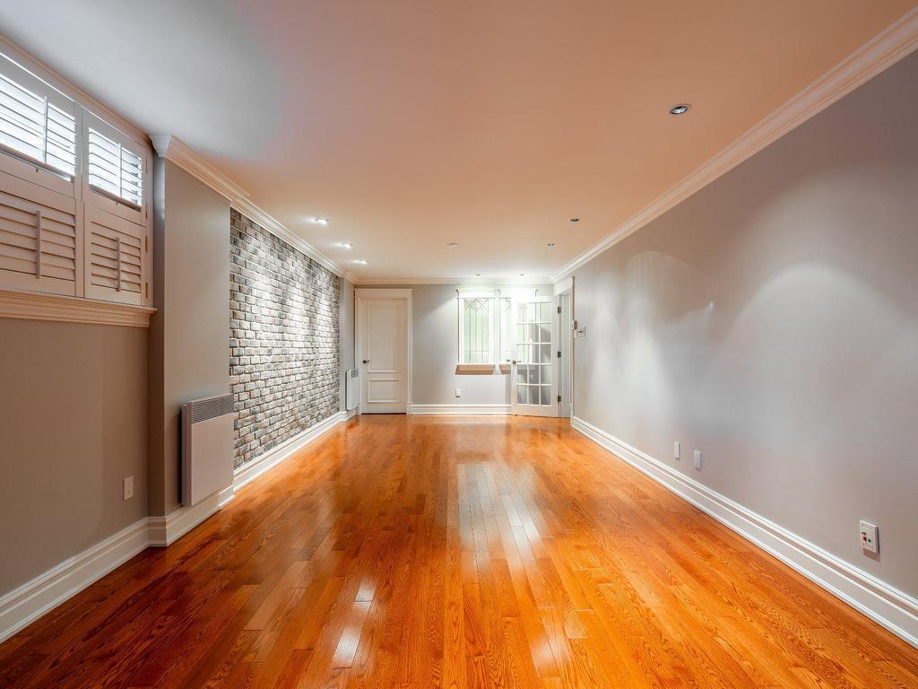 









105


Rue Chauveau

,
Repentigny (Repentigny),




QC
J6A5C5

