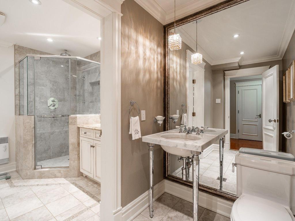 









105


Rue Chauveau

,
Repentigny (Repentigny),




QC
J6A5C5

