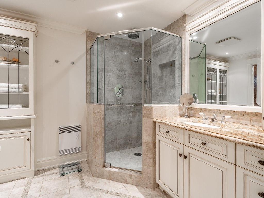 









105


Rue Chauveau

,
Repentigny (Repentigny),




QC
J6A5C5

