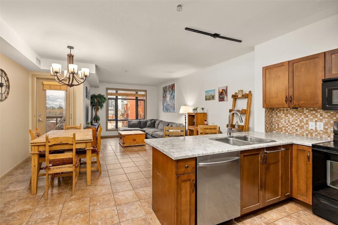 









654


Cook

Road, 627,
Kelowna,




BC
V1W 3G7

