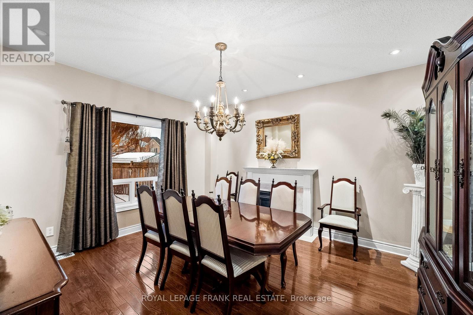 












125 SECOND AVENUE

,
Uxbridge,




Ontario
L9P2A2

