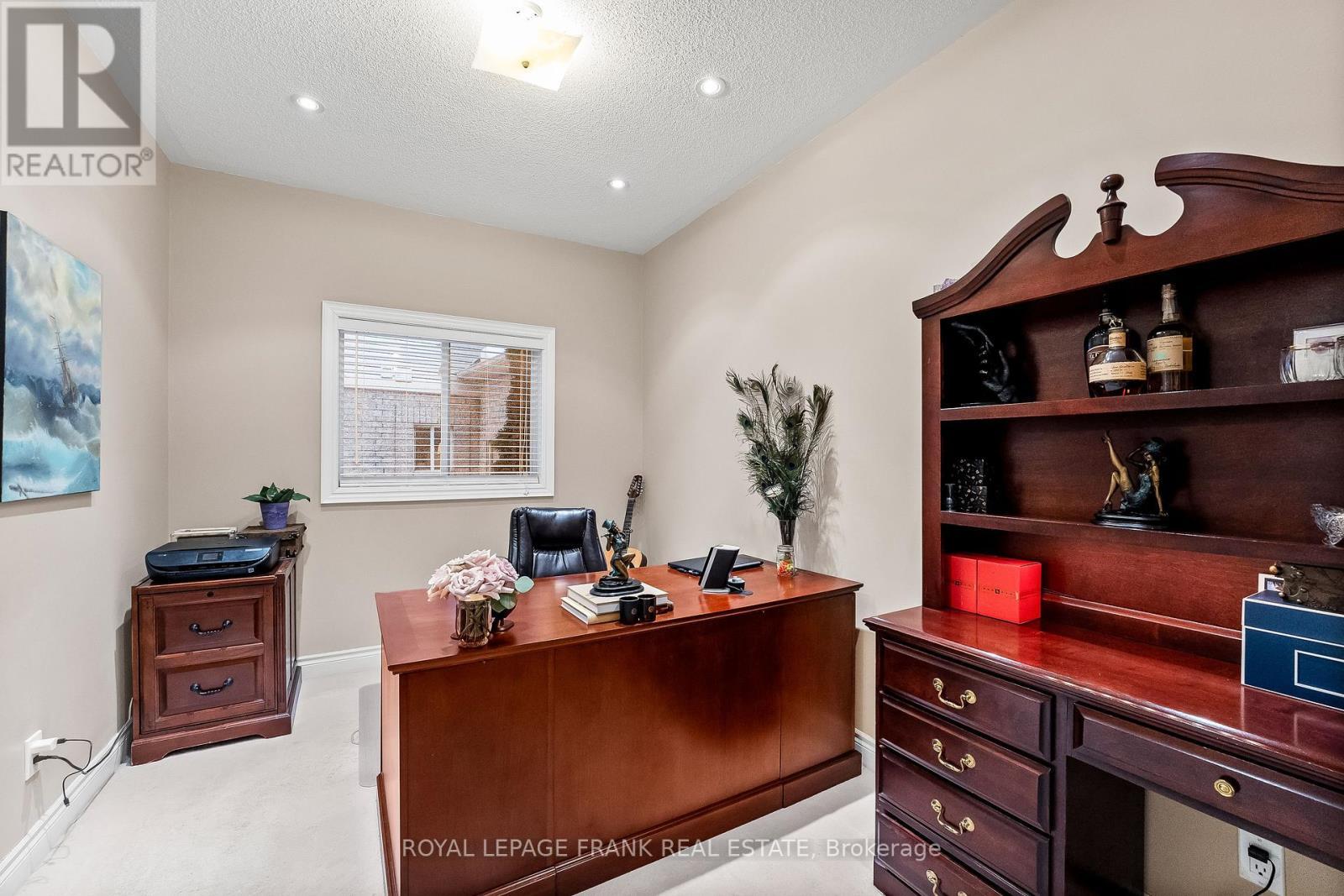 












125 SECOND AVENUE

,
Uxbridge,




Ontario
L9P2A2

