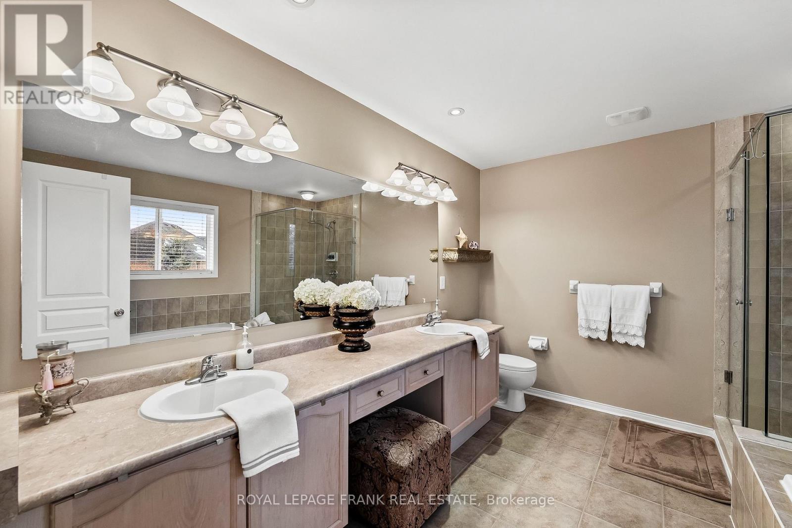 












125 SECOND AVENUE

,
Uxbridge,




Ontario
L9P2A2

