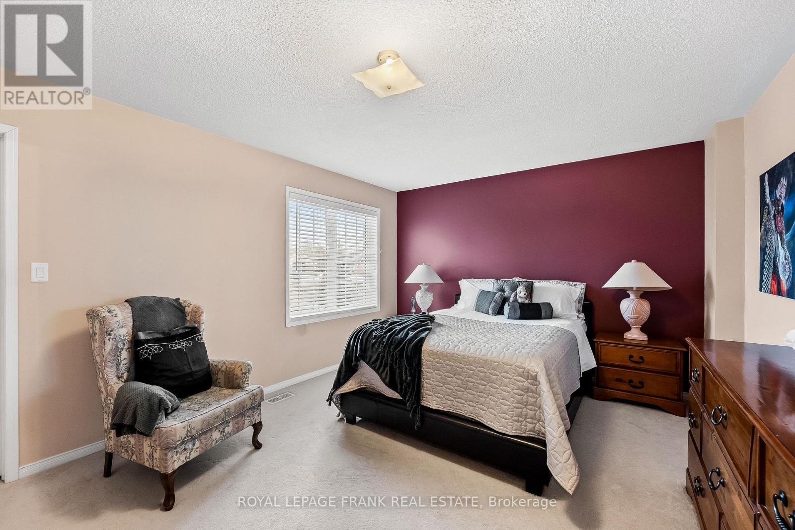 












125 SECOND AVENUE

,
Uxbridge,




Ontario
L9P2A2

