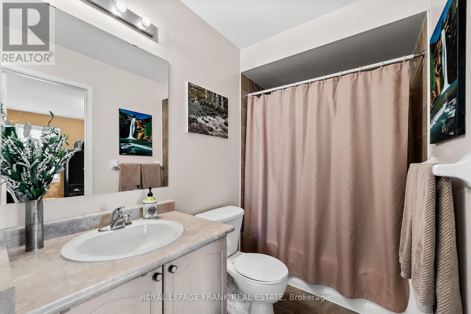 












125 SECOND AVENUE

,
Uxbridge,




Ontario
L9P2A2

