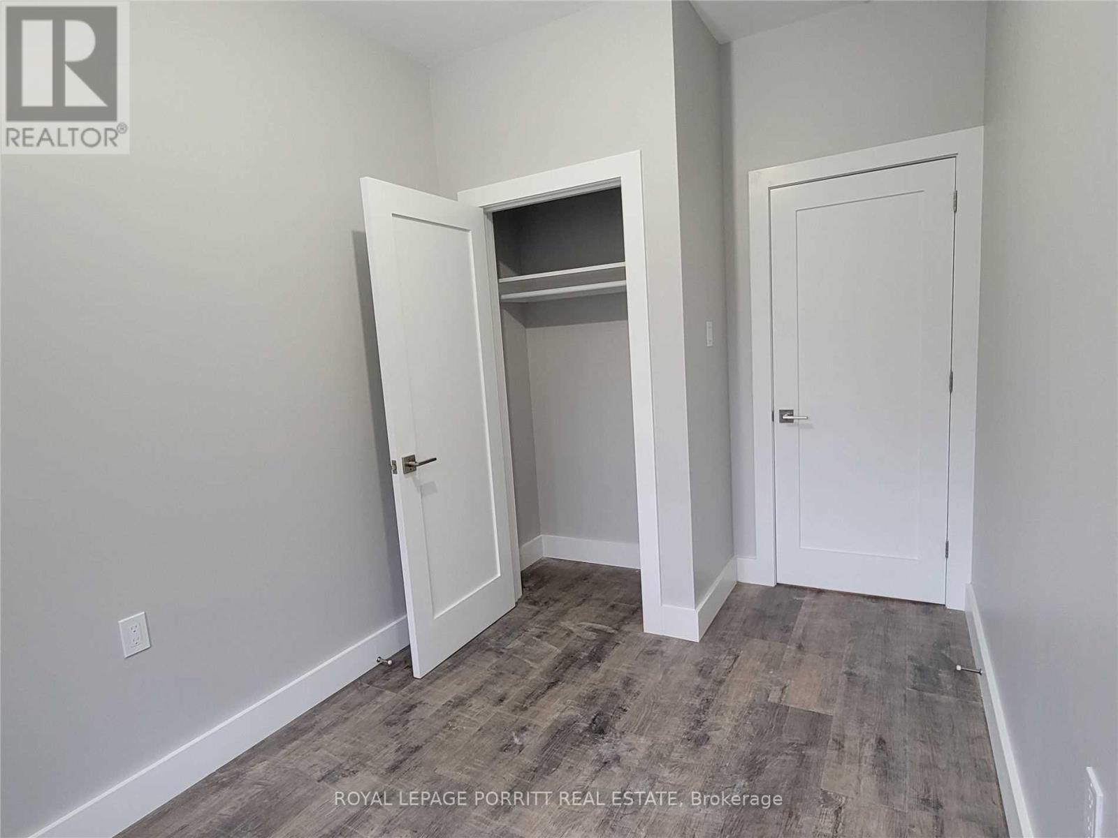 












1 - 333 SILVERTHORN AVENUE

,
Toronto,




Ontario
M6N3K5

