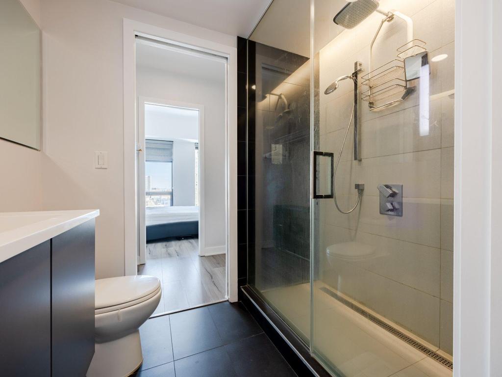 









1288


Av. des Canadiens-de-Montréal

, 2705,
Montréal (Ville-Marie),




QC
H3B3B3

