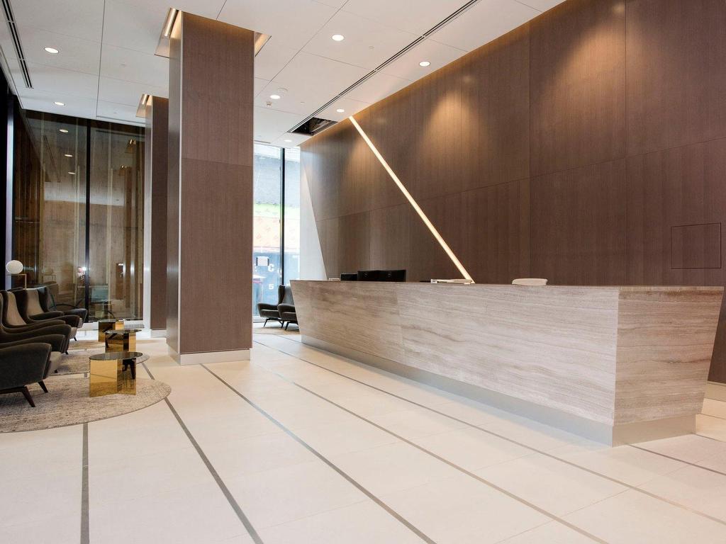 









1288


Av. des Canadiens-de-Montréal

, 2705,
Montréal (Ville-Marie),




QC
H3B3B3

