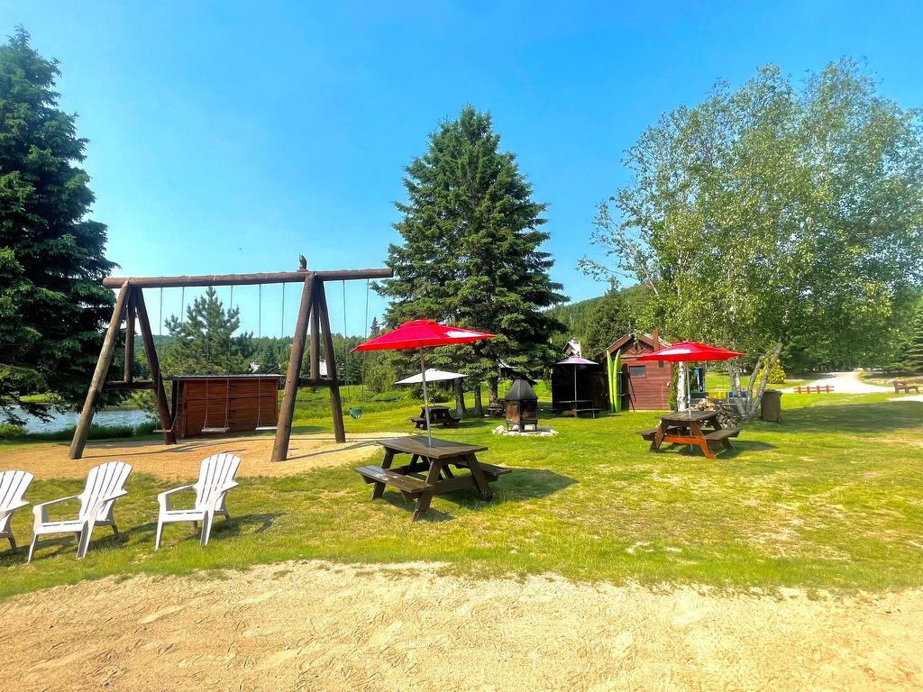 









162


Allée du 5e

,
Mont-Blanc,




QC
J0T2G0

