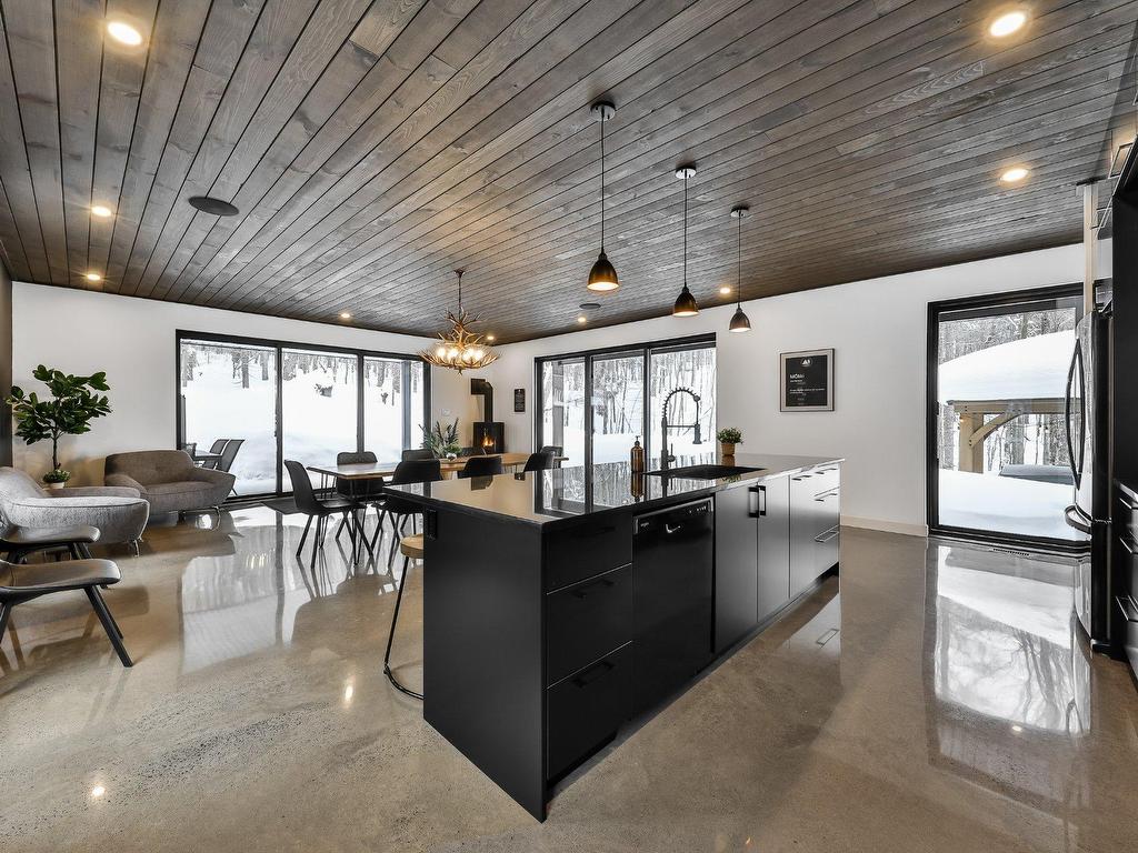 









162


Allée du 5e

,
Mont-Blanc,




QC
J0T2G0

