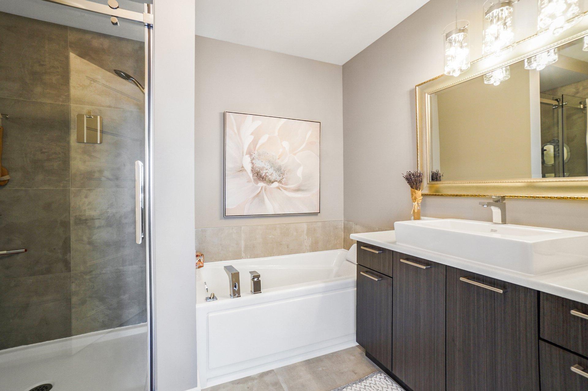 









667


Rue Anne-Hébert

,
Terrebonne (Terrebonne),




QC
J6Y0N2

