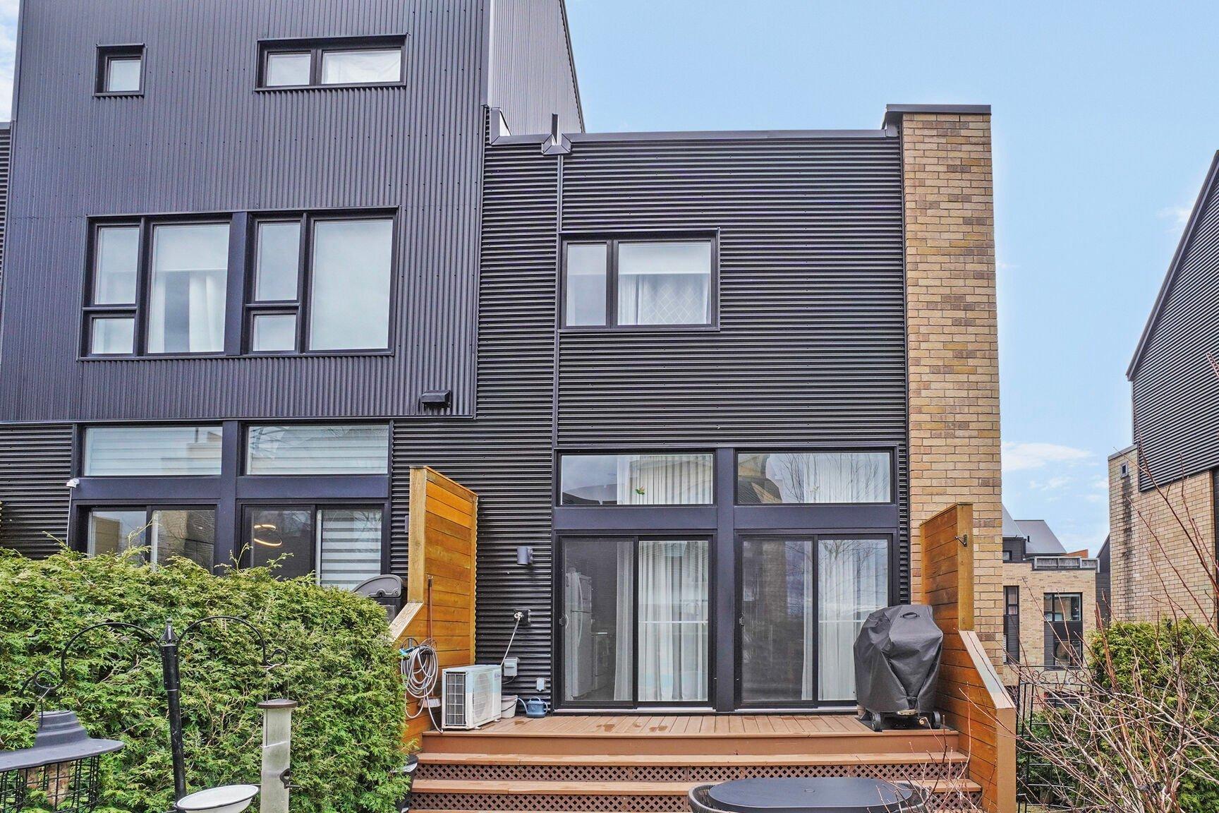 









667


Rue Anne-Hébert

,
Terrebonne (Terrebonne),




QC
J6Y0N2

