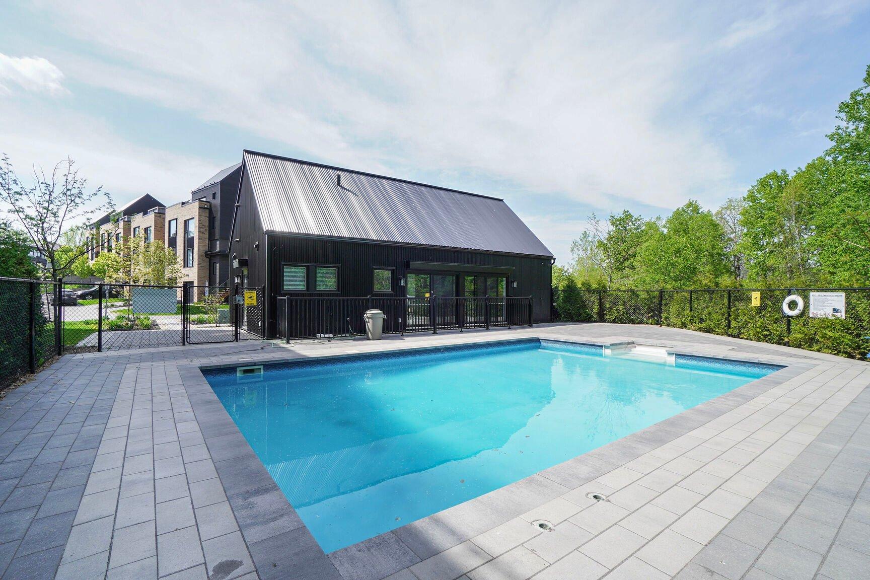 









667


Rue Anne-Hébert

,
Terrebonne (Terrebonne),




QC
J6Y0N2

