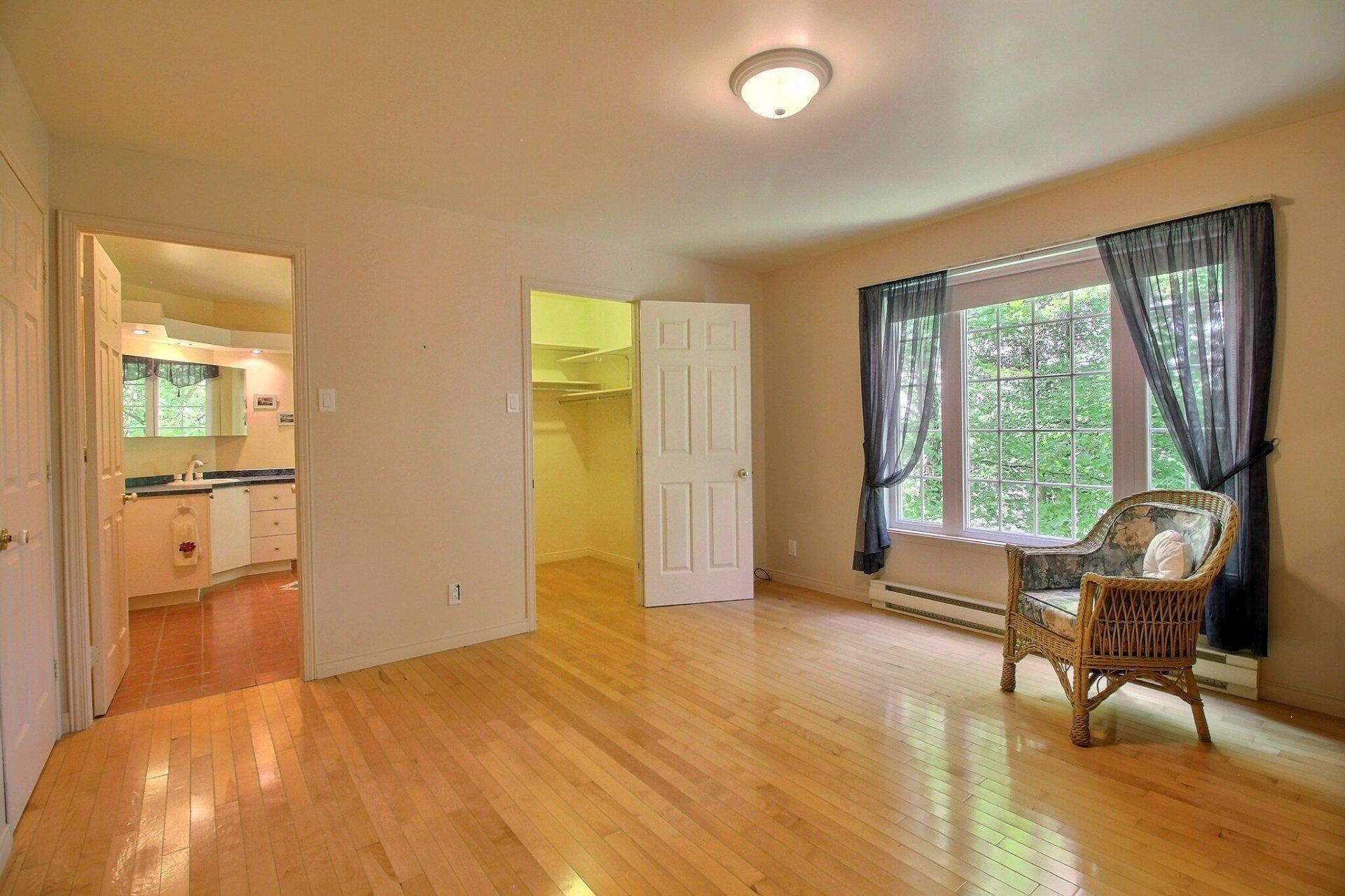 









1574


Ch. de Stratford

,
Stratford,




QC
G0Y1P0

