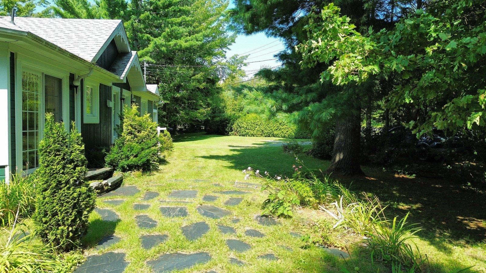 









1574


Ch. de Stratford

,
Stratford,




QC
G0Y1P0

