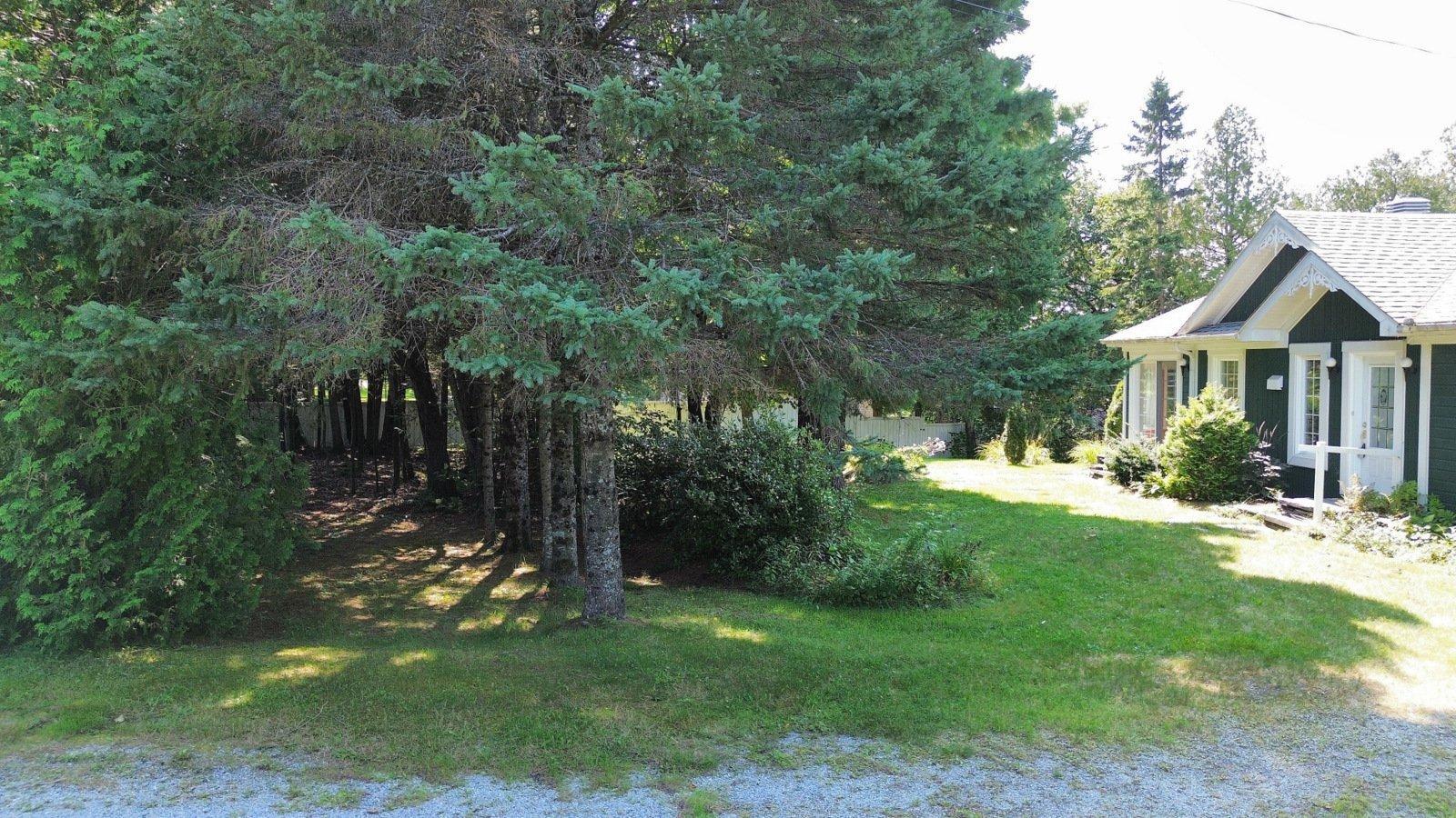 









1574


Ch. de Stratford

,
Stratford,




QC
G0Y1P0

