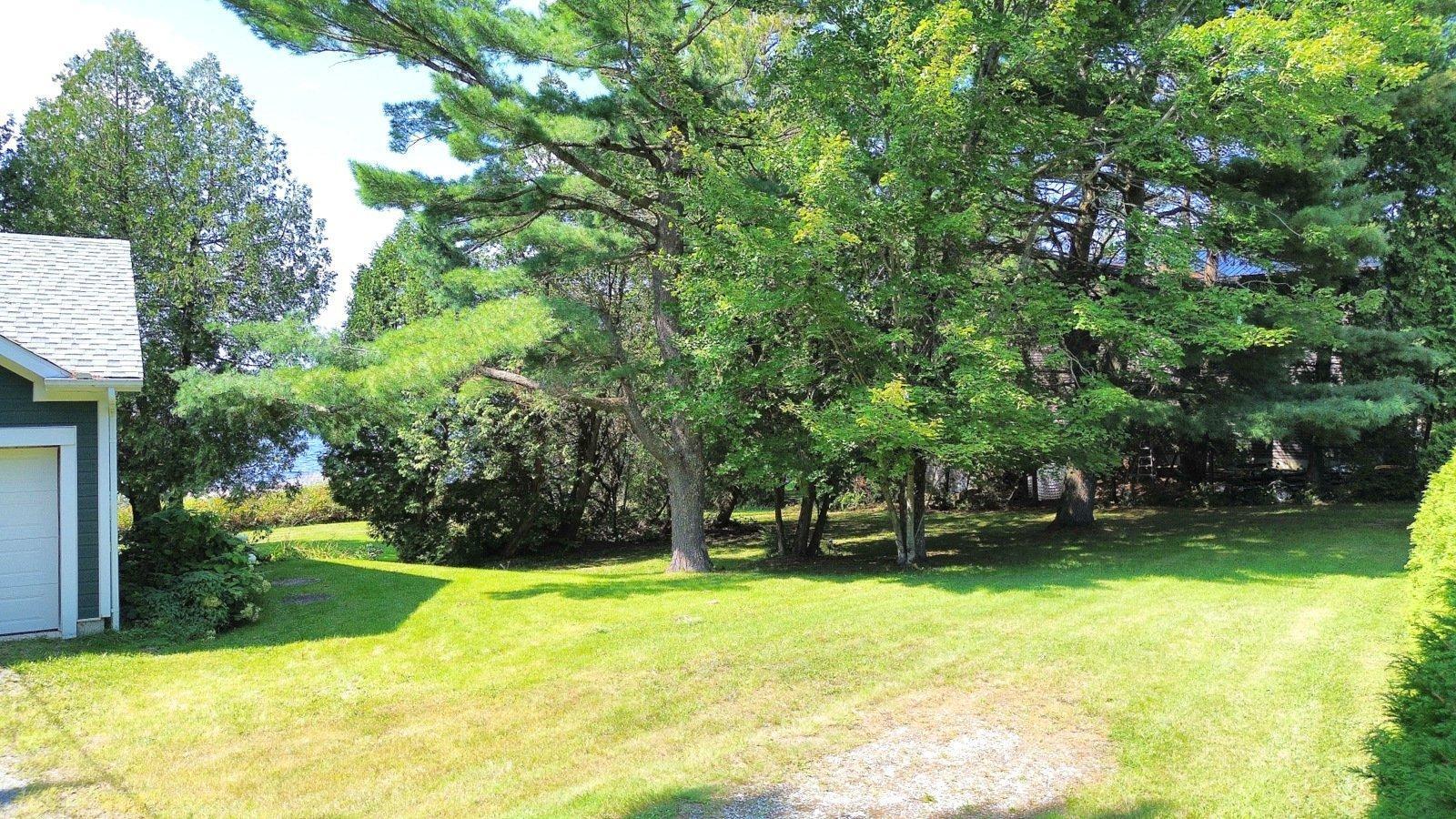 









1574


Ch. de Stratford

,
Stratford,




QC
G0Y1P0

