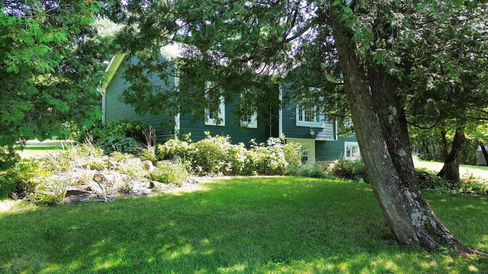 









1574


Ch. de Stratford

,
Stratford,




QC
G0Y1P0

