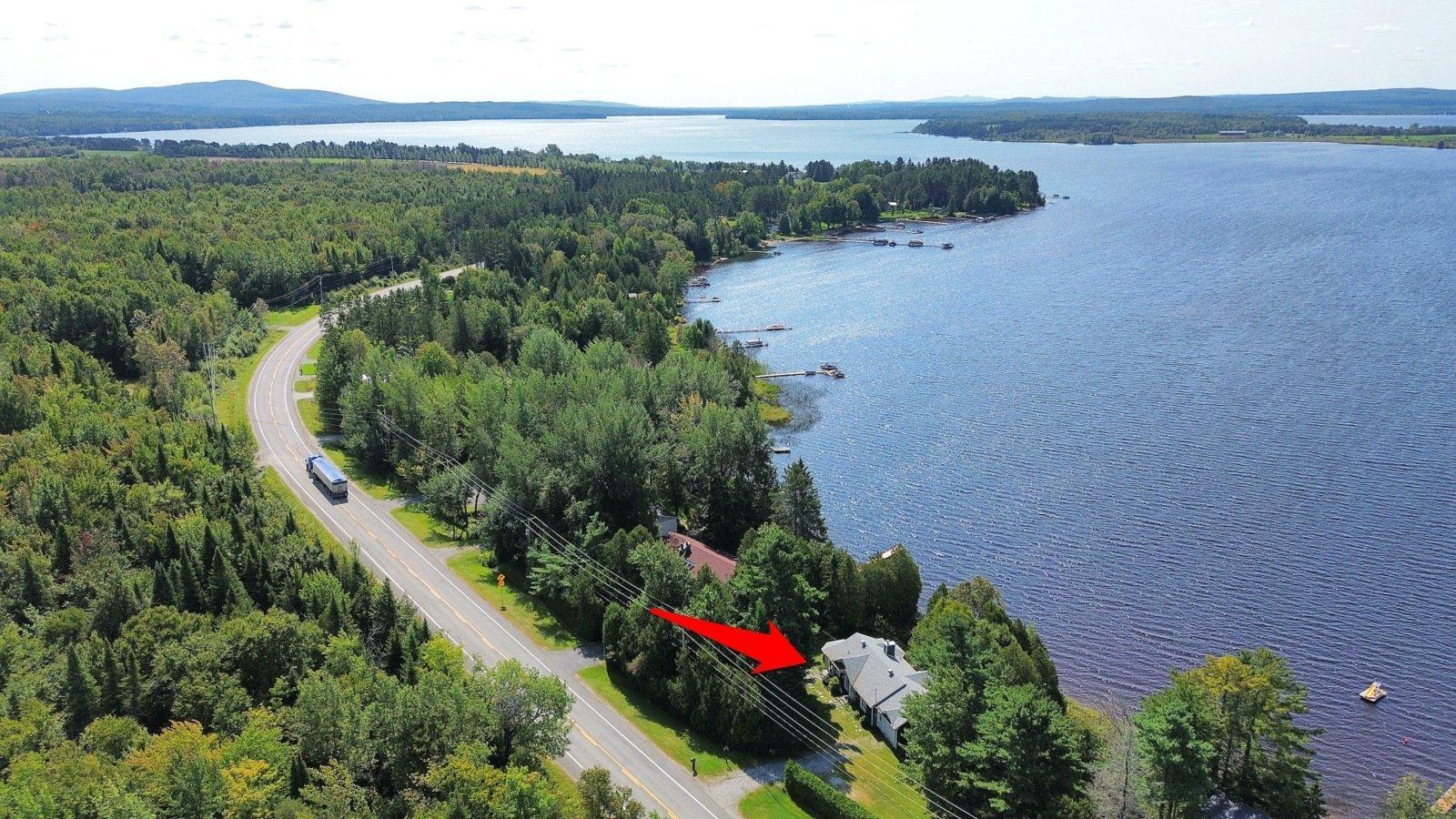 









1574


Ch. de Stratford

,
Stratford,




QC
G0Y1P0

