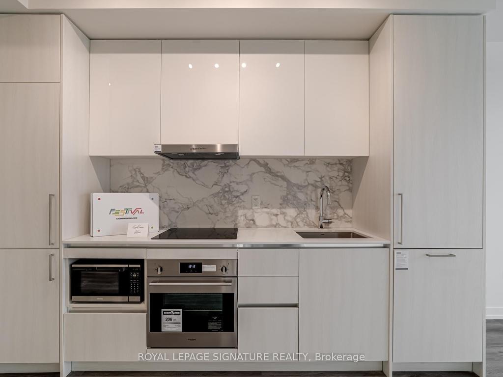 









225


Commerce

Street, 707,
Vaughan,




ON
L4K 5Z7

