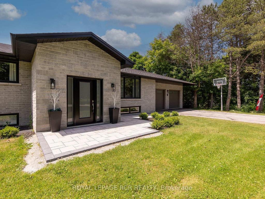 









8


Cook

Drive,
King,




ON
L7B 0E5

