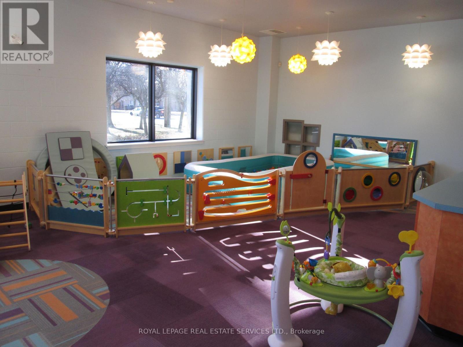 












2885 KENNEDY ROAD

,
Toronto,




Ontario
M1V1S8

