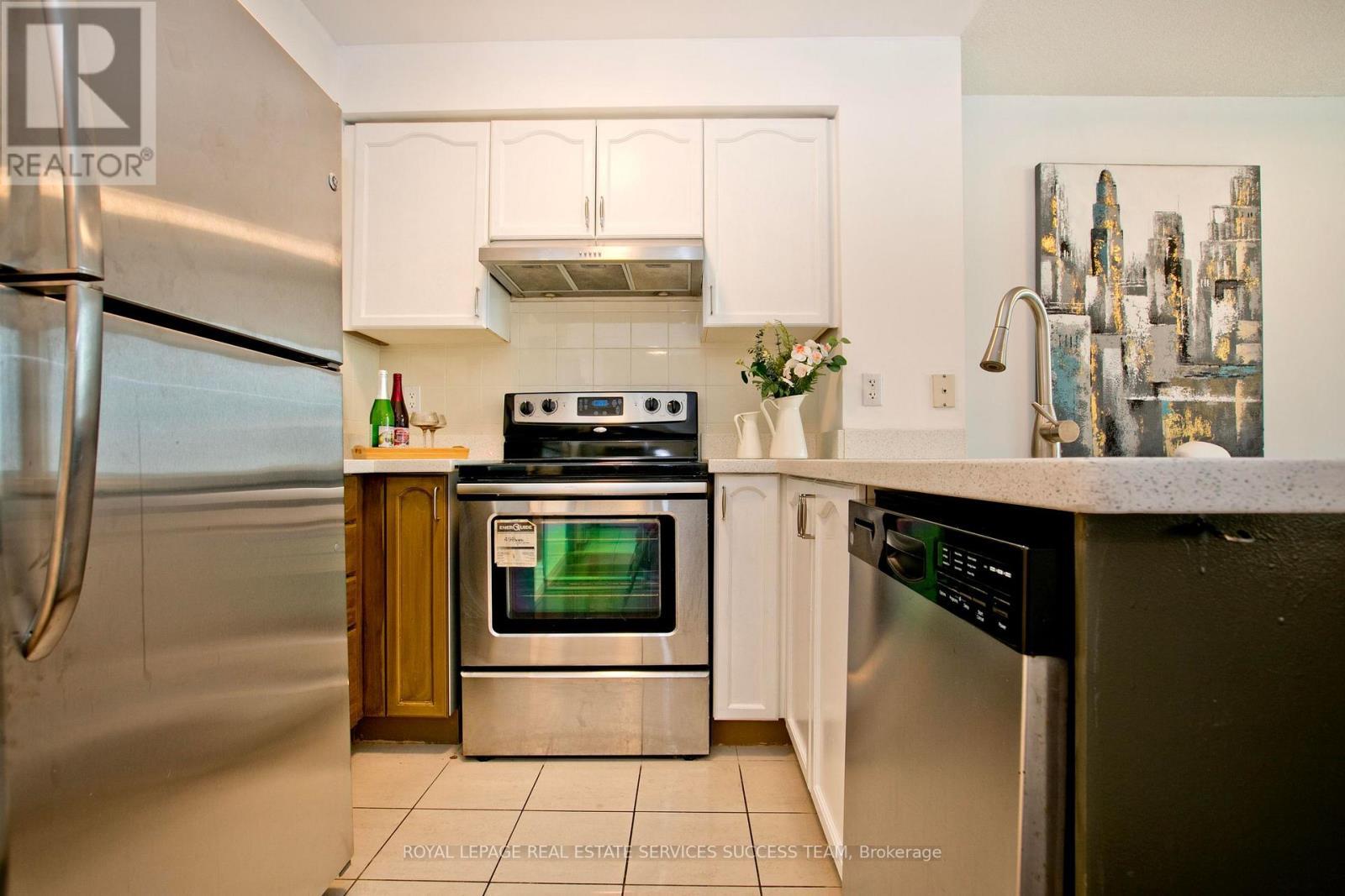 












2001 - 50 BRIAN HARRISON WAY

,
Toronto,




Ontario
M1P5J4


