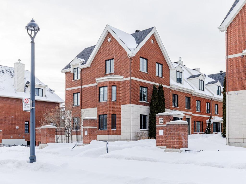 









2833


Av. Ernest-Hemingway

,
Montréal (Saint-Laurent),




QC
H4R3J8

