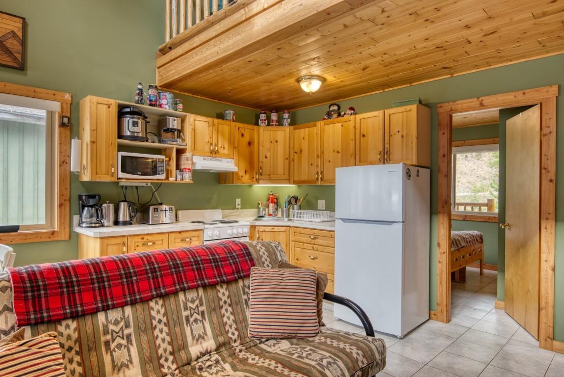 









161


Clearview

Crescent, 301,
Penticton,




BC
V2A 0E2

