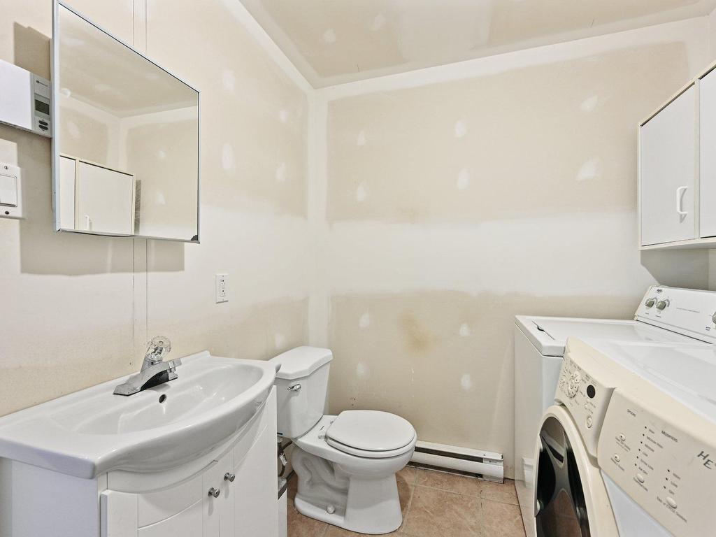 









18


Rue Picard

,
Lacolle,




QC
J0J1J0

