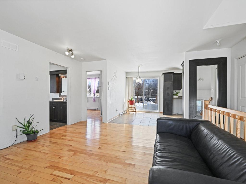 









18


Rue Picard

,
Lacolle,




QC
J0J1J0

