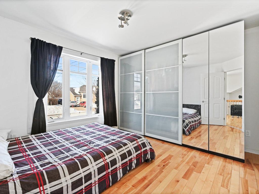 









18


Rue Picard

,
Lacolle,




QC
J0J1J0

