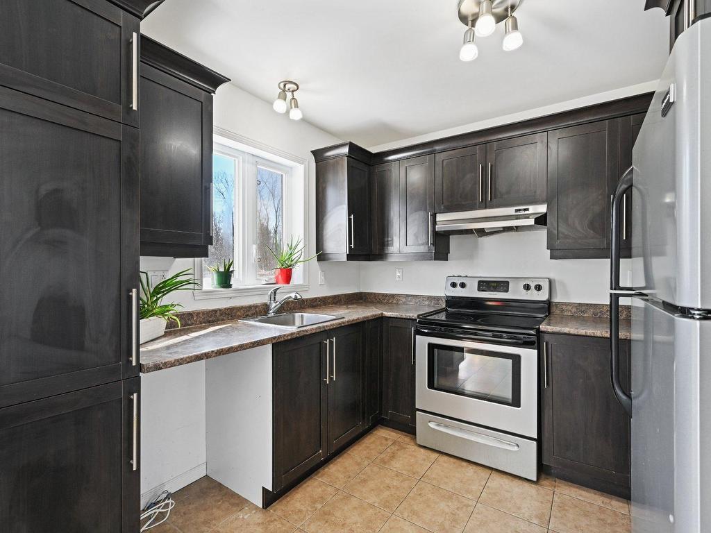 









18


Rue Picard

,
Lacolle,




QC
J0J1J0

