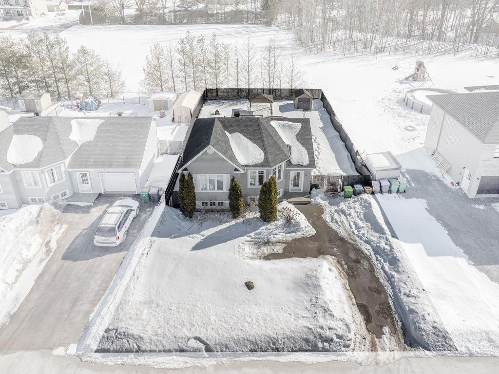 









18


Rue Picard

,
Lacolle,




QC
J0J1J0

