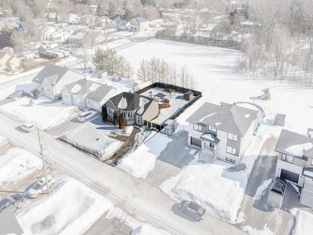 









18


Rue Picard

,
Lacolle,




QC
J0J1J0

