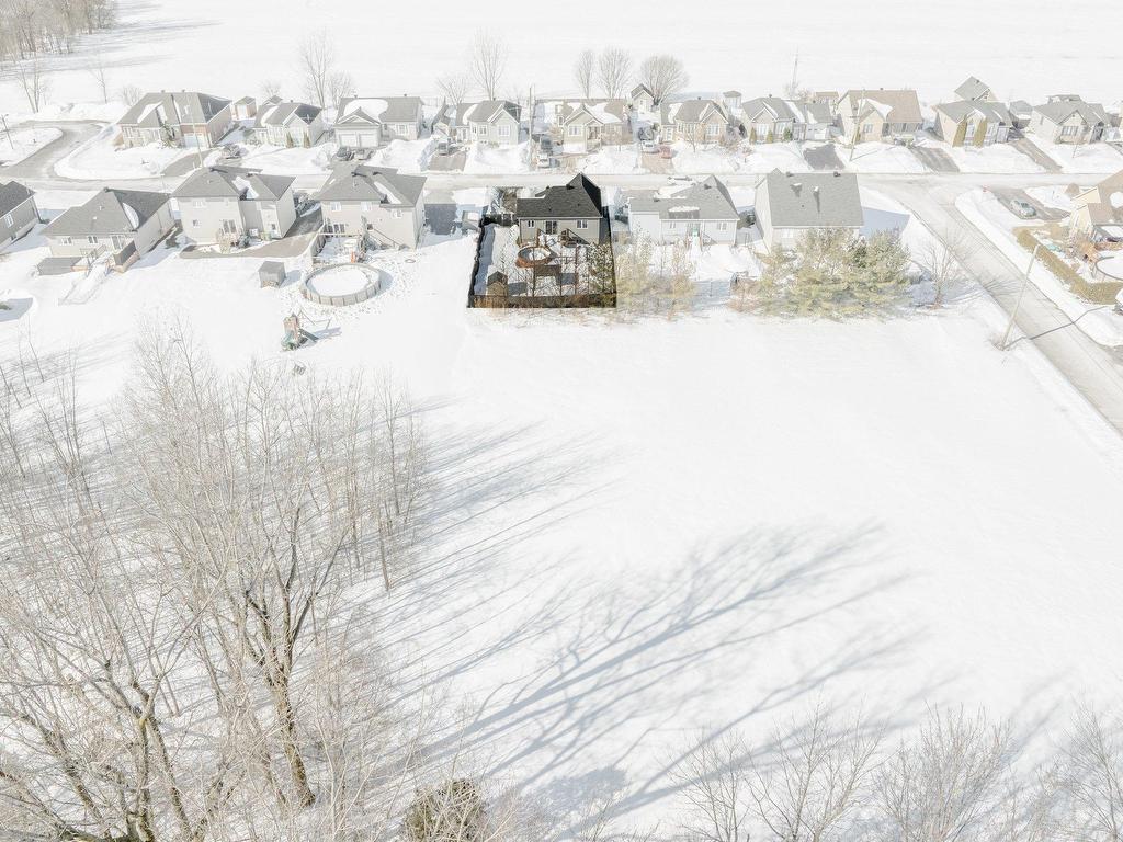 









18


Rue Picard

,
Lacolle,




QC
J0J1J0

