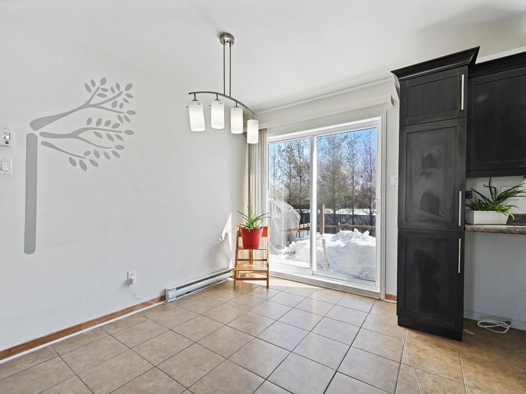 









18


Rue Picard

,
Lacolle,




QC
J0J1J0

